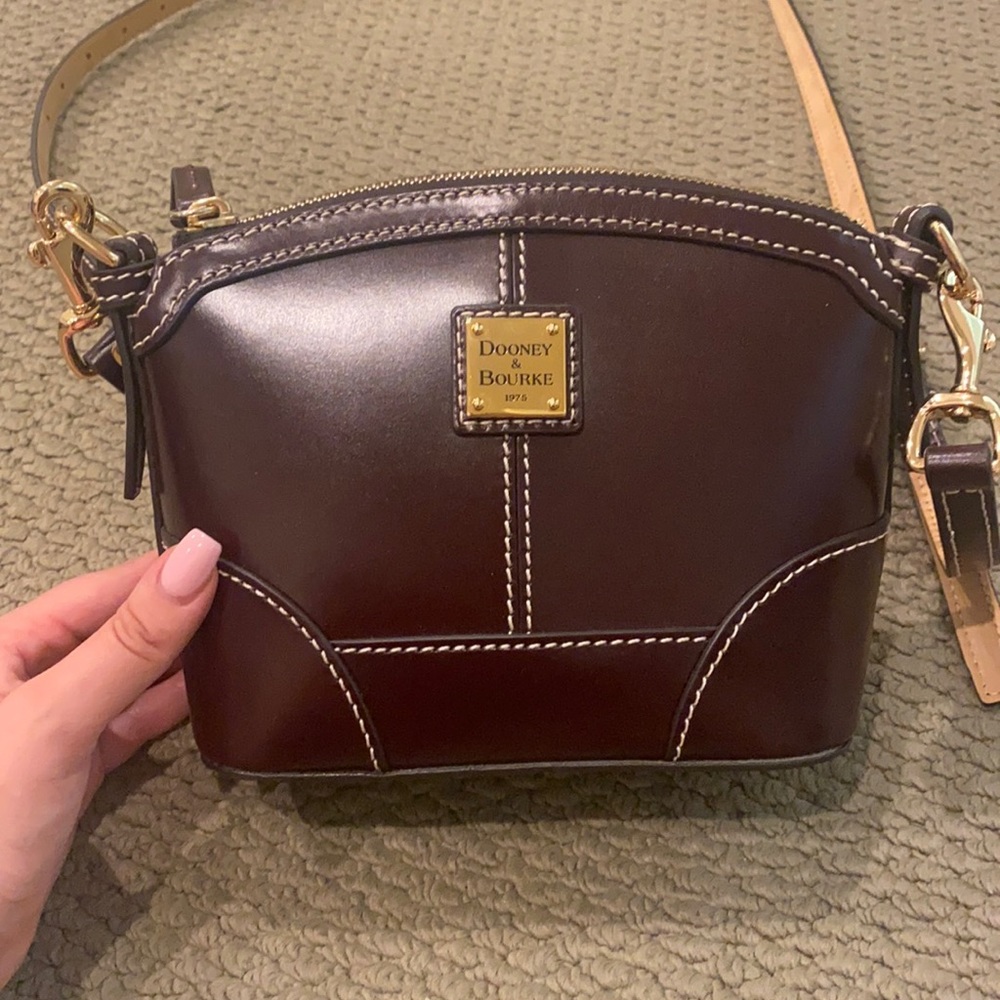 Dooney & Bourke cross body